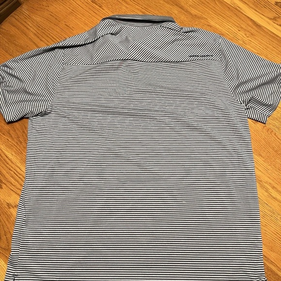 Mens Under Armour Golf Polo Shirt Size 2XL Loose Heatgear Short Sleeve Grey - Picture 4 of 4